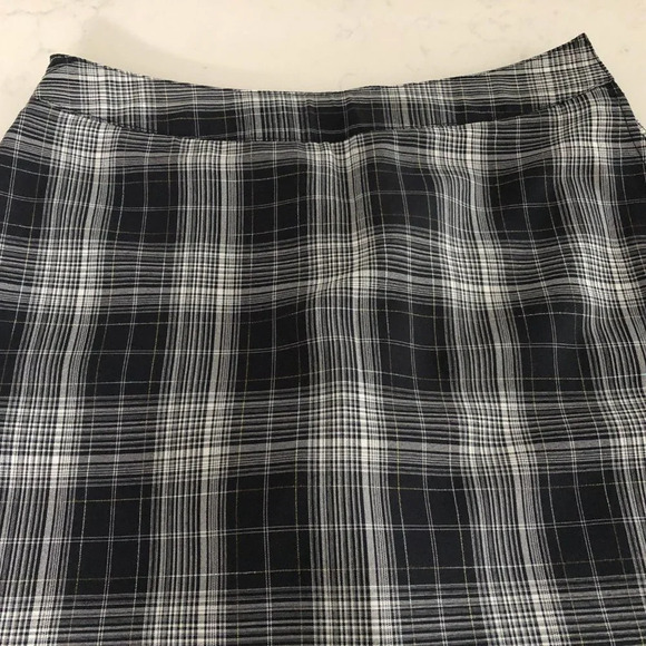 Vuarnet Sport Athletic Plaid Polyester Golf Skirt/Skort Navy + White Sz 2 NWOT - Picture 5 of 13